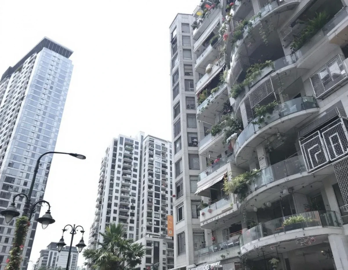 Naviguer dans le Labyrinthe Juridique de l'Urbanisme Moderne : Guide Pratique et Expert pour 2025